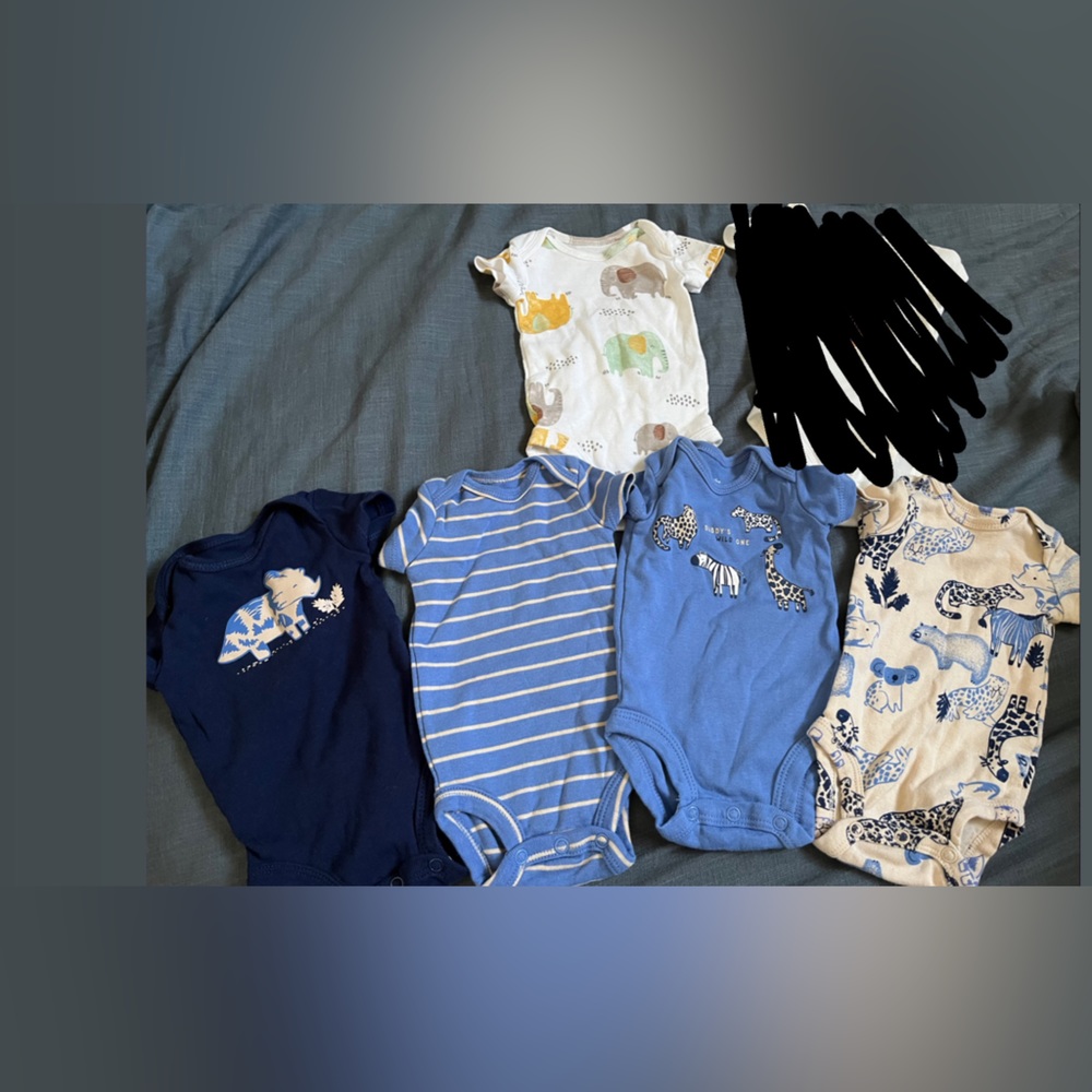 Newborn safari onesie set